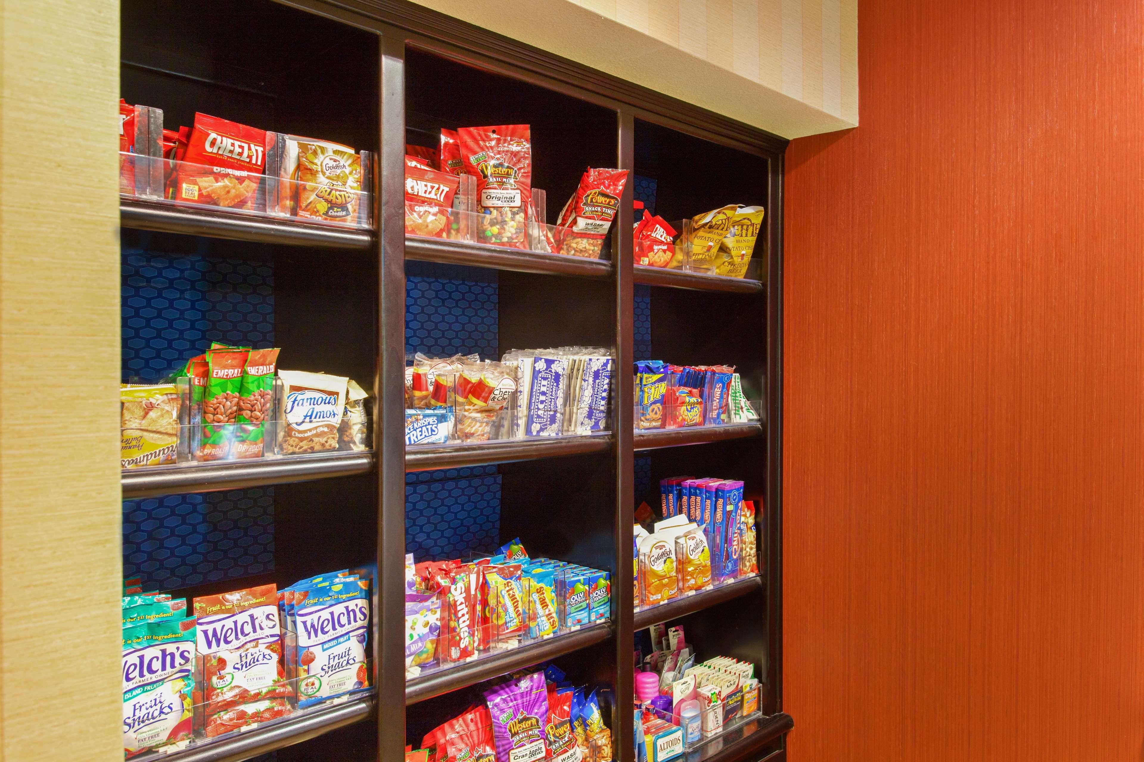 Hampton Inn & Suites Roseville Buitenkant foto