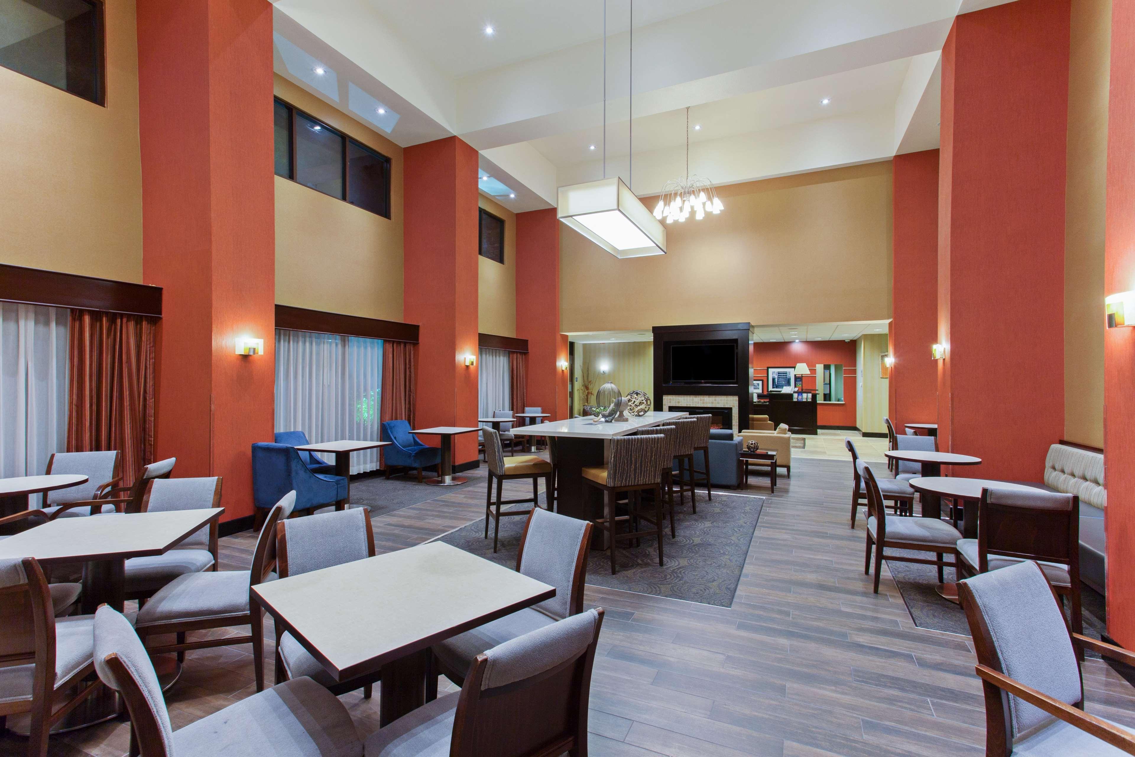 Hampton Inn & Suites Roseville Buitenkant foto