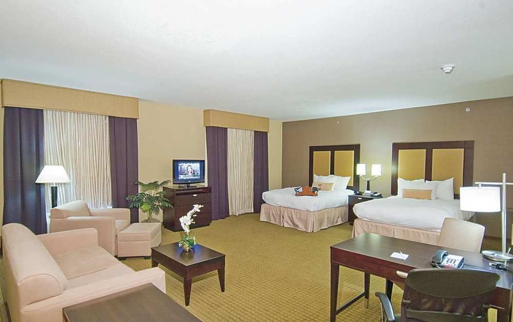 Hampton Inn & Suites Roseville Buitenkant foto